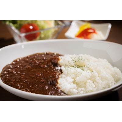 【十勝産A5黒毛和牛肉使用】北海道産原料100%で作った洋風和牛カレー180g×5個
