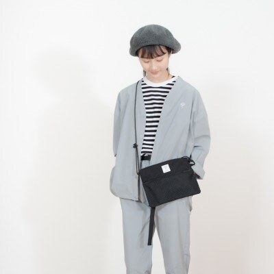 【KEYMEMORY　鎌倉】フラットサコッシュ BLACK　1個