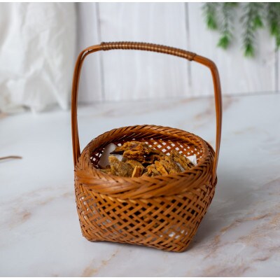 茨城県産ほしいもの未利用部分を使用した犬の無添加おやつ(フレークタイプ30g/袋☓8袋)