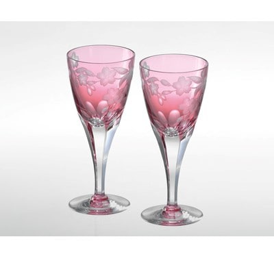 カガミクリスタルのペアワイングラス〈桜柄グラヴィール〉KPS803-2678-CAU