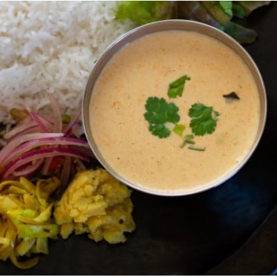 シャンディニヴァースカフェ　ココナッツカレー(冷凍) 2人分