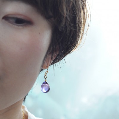 【Soukore】ガラスアクセサリー・ラベンダー&トワイライト・イヤリング(シルバー)