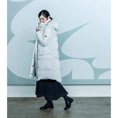 北海道ダウン:RETAR NUY/レタールヌイ ダウンロングコート　女性サイズ　ホワイト/L