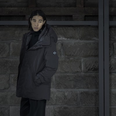 北海道ダウン:RETAR NUY NITAY ダウンコート25 男女兼用 ブラック/XLサイズ