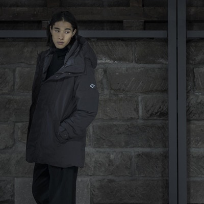 北海道ダウン:RETAR NUY NITAY ダウンコート25 男女兼用 ブラック/2XLサイズ