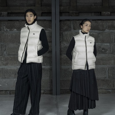 北海道ダウン:RETAR NUY/ESON ダウンベスト25 男女兼用 ホワイト/XLサイズ