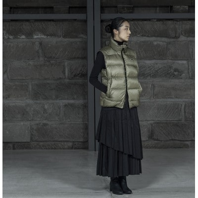北海道ダウン:RETAR NUY/ESON ダウンベスト25 男女兼用 ピスタチオ/Sサイズ