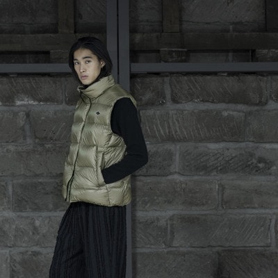 北海道ダウン:RETAR NUY/ESON ダウンベスト25 男女兼用 ピスタチオ/Lサイズ