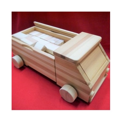 初節句のお祝いにぴったり♪知育玩具【熊野杉のトラック型の積み木58P】