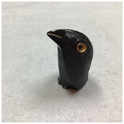 那智黒石のまち熊野【仮谷梅管堂の八咫烏(やたがらす)の置物】