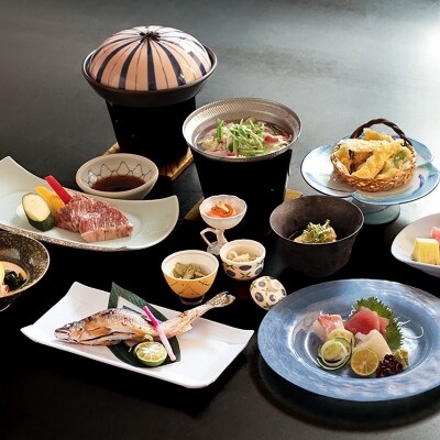 入鹿温泉ホテル瀞流荘ペア宿泊券 一泊二食付きB