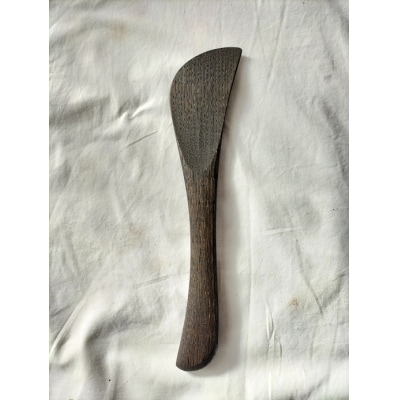 木べら　スパチュラ　右利き用　栗の木　鉄染め