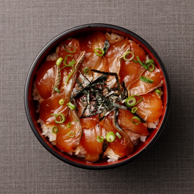 3回定期便:旬のお魚漬け丼セット100g×4P(1回1魚種おまかせ)【J00012】