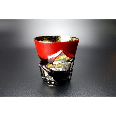 《伝統的でありながら現代の漆器》漆とガラス破片が融合した酒器【包-TsuTsuMu-】タンブラー和色