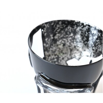 漆とガラス破片が融合した酒器【包-TsuTsuMu-】タンブラー / 黒銀