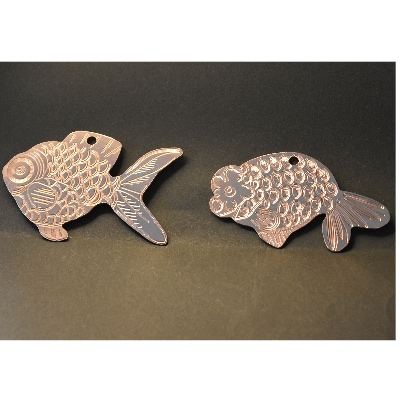 【名入れ加工可能】銅で作った金魚のキーホルダー