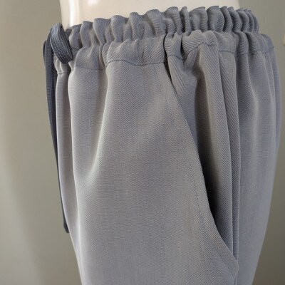 【さとふる限定】丹後シルク　パンツ　グレーブルー　シルク/トリアセテート