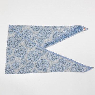 一色ちりめんあずま袋　椿(ブルー)