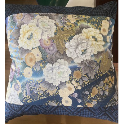 オリジナル ビンテージKIMONOクッションカバー(クッション付き)70cm×70cm ちりめん着物