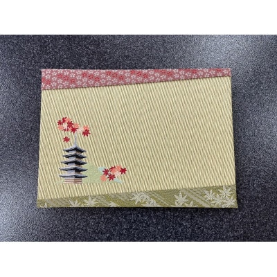 刺繍入りミニ畳(五重塔)　おしゃれな和風インテリア　京都のおみやげ・プレゼント　マウスパッドにも