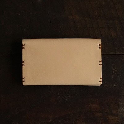 名刺 / カード入れ 薄型中開き 牛ヌメ革
