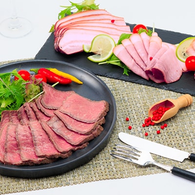 【ボスコベル】手作り阿波牛ローストビーフと阿波美豚ハム・ベーコン詰め合わせ