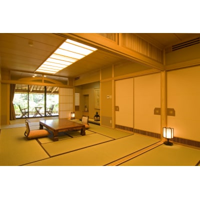 ホテルサンバレー伊豆長岡　平日限定　1泊2食付　ペア宿泊券