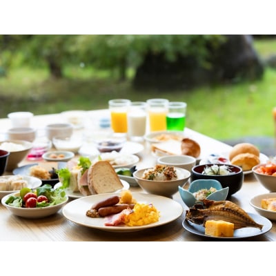 ホテルサンバレー伊豆長岡　平日限定　1泊2食付　ペア宿泊券