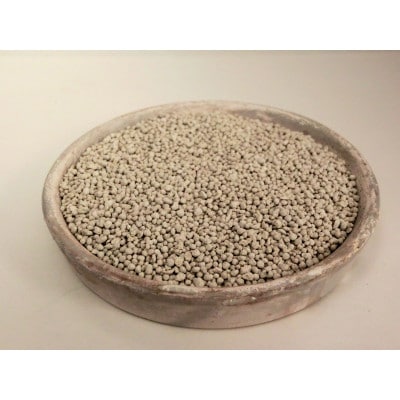 まきやすい芝生の肥料　5kg　約20坪分　【細粒タイプ】