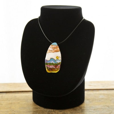 【七宝工芸家　中島たか子】七宝焼　月をめでるペンダント