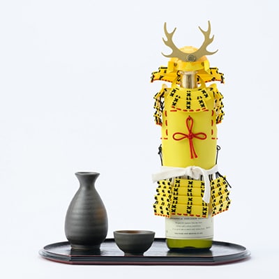 甲冑型ボトルホルダー　完成品　黄色