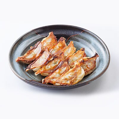 街の老舗中華屋さんが作る『本格冷凍生餃子』40個入り+食べるラー油付