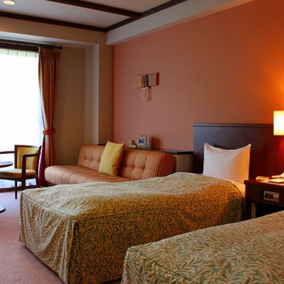 ホテルシェーネスハイム金山宿泊利用券 F4B-0058