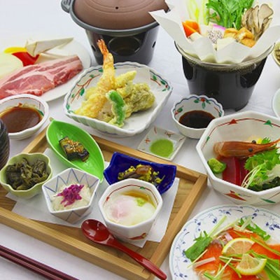 ホテルシェーネスハイム金山宿泊利用券 F4B-0058