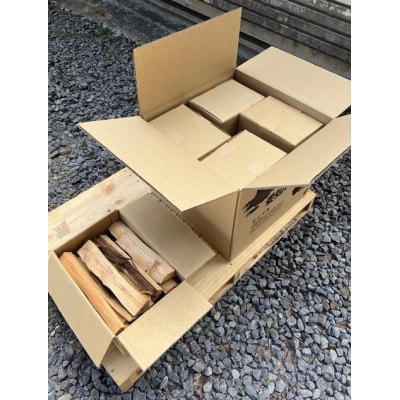 キャンプ用　針葉樹　細割薪