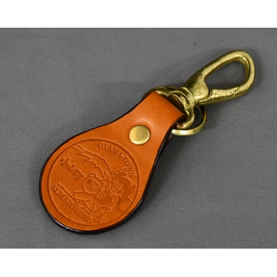 レザーキーホルダー【金太郎と仲良しクマちゃんが富士山に登るよ!】ゴールド