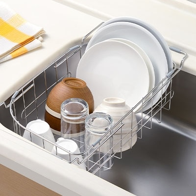 深型水切りカゴ シンク内でも使えるトレー&水切りで調理スペースが広がる[leye]【012P050】