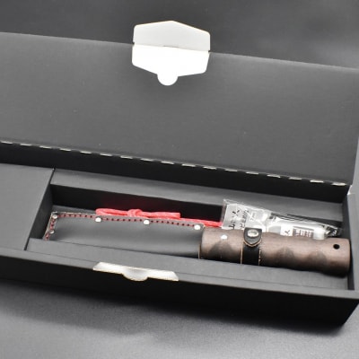 [山人] 万能キャンプナイフ軽量型 両刃 牛革ケース入 万能ナイフ アウトドア【029S001】