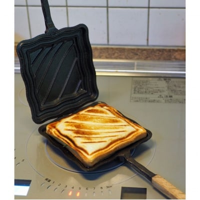 鋳鉄製ホットサンドメーカー Hot'n Toasty [OUTSIDE IN]【022P023】