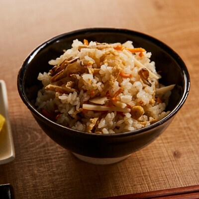 だし屋の炊き込みご飯の素2袋ギフトセット 【010S112】