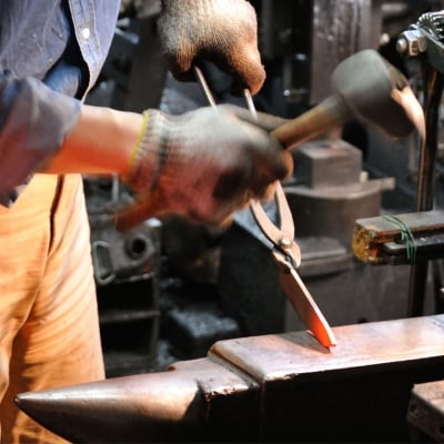 [金次郎] 三徳包丁(両刃)  刃渡り165mm 右利き 左利き 対応 燕三条製【103S002】