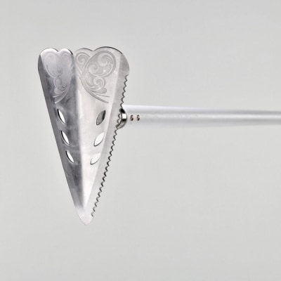 万能鍬 三角ホー バタフライプリンセス ホワイト 燕三条製 [浅野木工所] 【014S107】