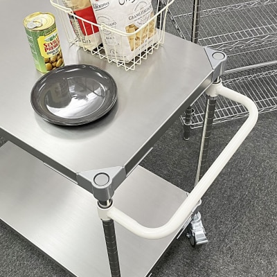 取っ手・キャスター付きステンレスワゴン3段H70 60×90 ホワイト 【440S005】