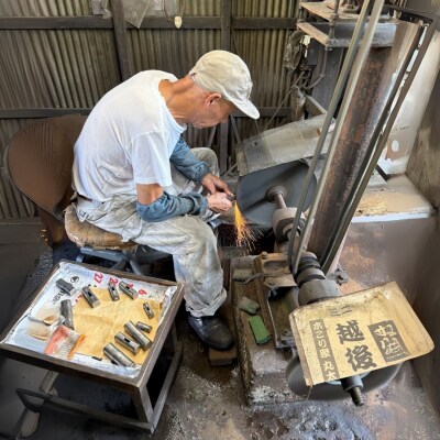 道心斎正行 全鋼玄翁 火造りっぱなし 80匁 玄能 金槌 大工 石工【110S116】