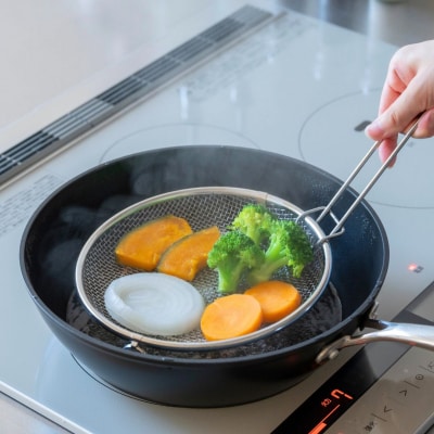 すっきり暮らす盆ざる19cm 持ち上げフック付き 燕三条製 ビーワーススタイル 【010S833】