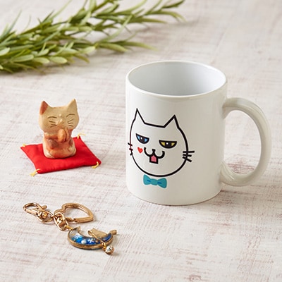 猫のマグカップ、(雲火焼)祈り猫、猫のキーホルダー又はミニストラップのセット