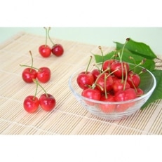 さくらんぼ紅秀峰秀品L-2L玉　約500g×1パックバラ詰め