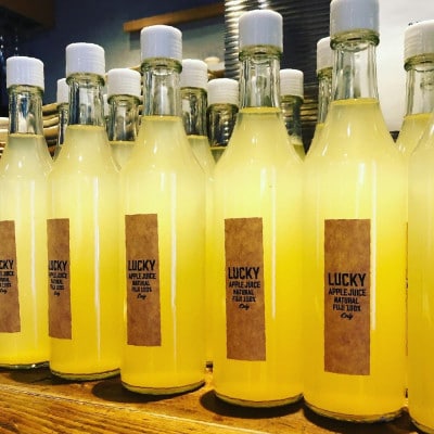 りんごジュース リンゴ 100% LUCKY APPLE JUICE