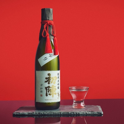 【のし付き・贈答用】新年の祝い酒にふさわしい「初陣・純米大吟醸・袋絞り」720ml