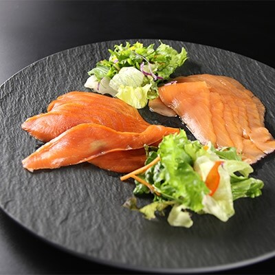 スモークサーモン トラウト 紅鮭燻製スライスセット 012 お礼品詳細 ふるさと納税なら さとふる